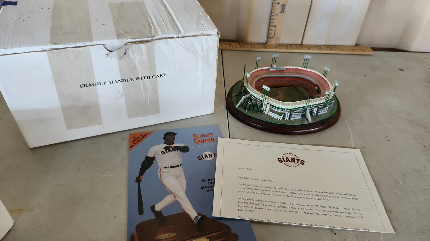 1999 Danbury Mint Candlestick Park San Francisco Giants W/Box, Missing 1 Light & 1 Light Needs Reatt