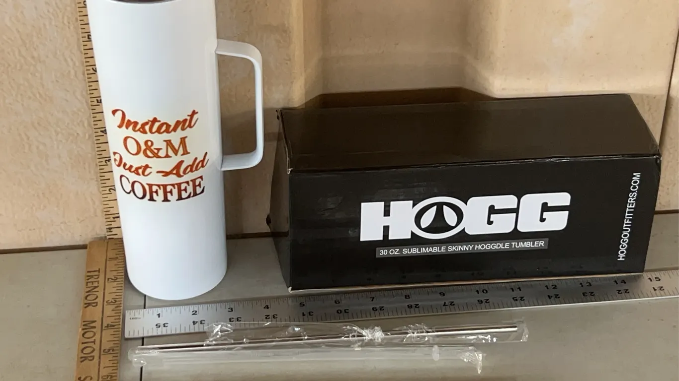 New Hogg 30oz Subliminal Skinny Hoggdle Tumbler Cup W/2 Metal Straw & 1 Plastic Straw