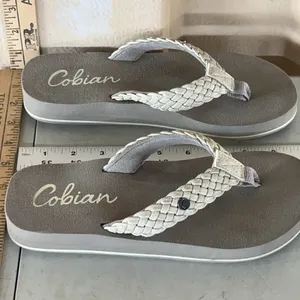 Cobian Flip-Flops Size 3.5-6, Lightly Used