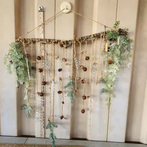 Folk Art/Country Christmas Decor 30" Wide