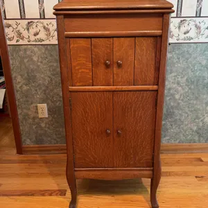 Columbia Grafanola Phonograph