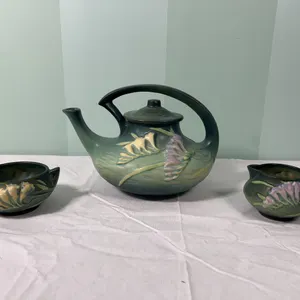 Roseville Pottery Green Freesia Tea Set