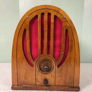 VTG Philco Cathedral Radio