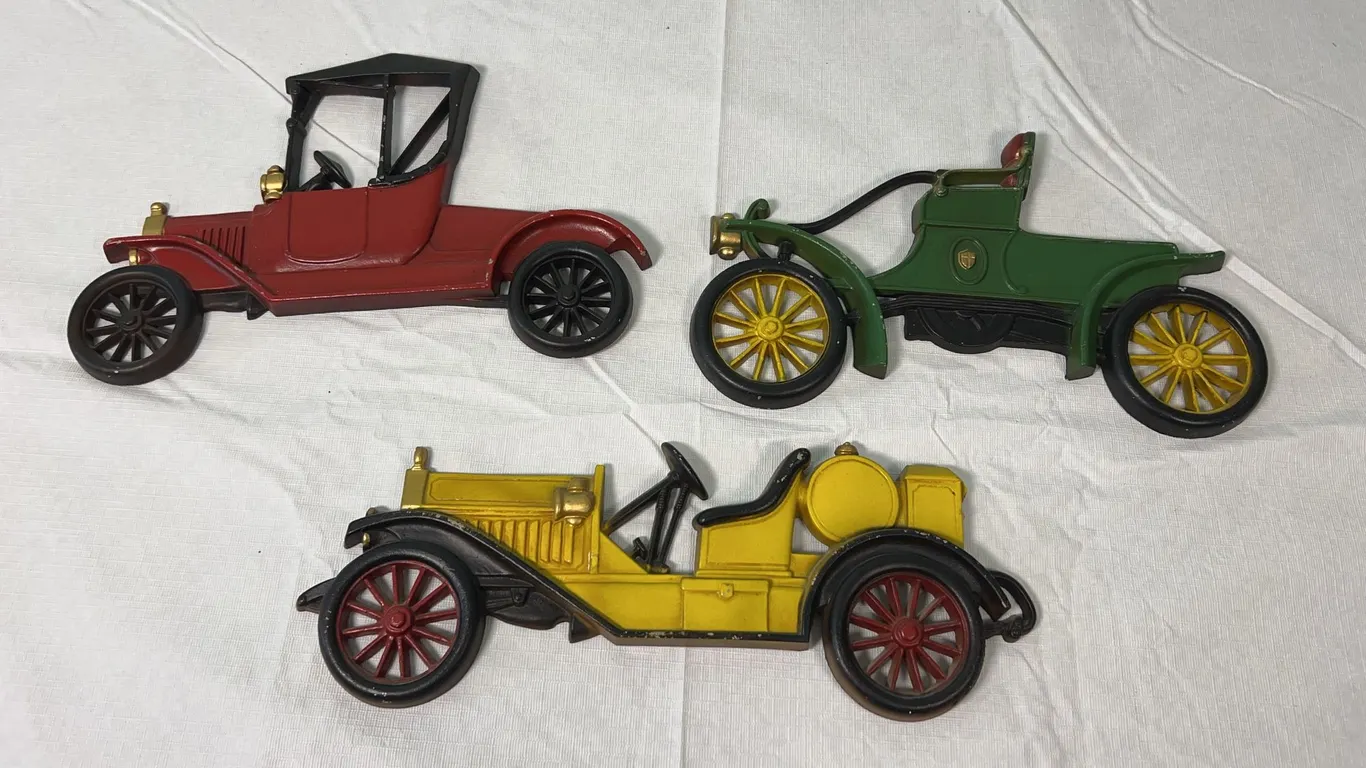 VTG Car Wall Art