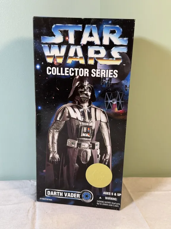 Star Wars Darth Vader Figure