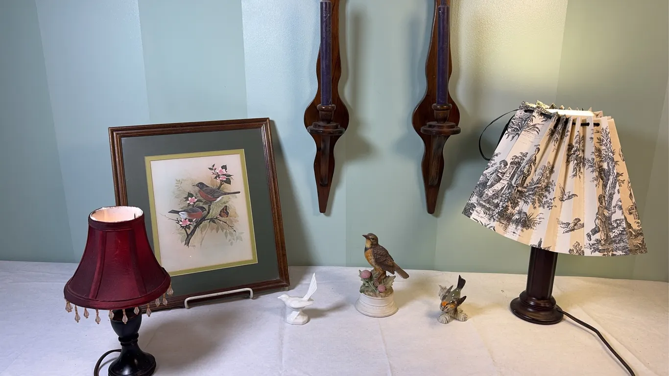 Lamps & Wall Art