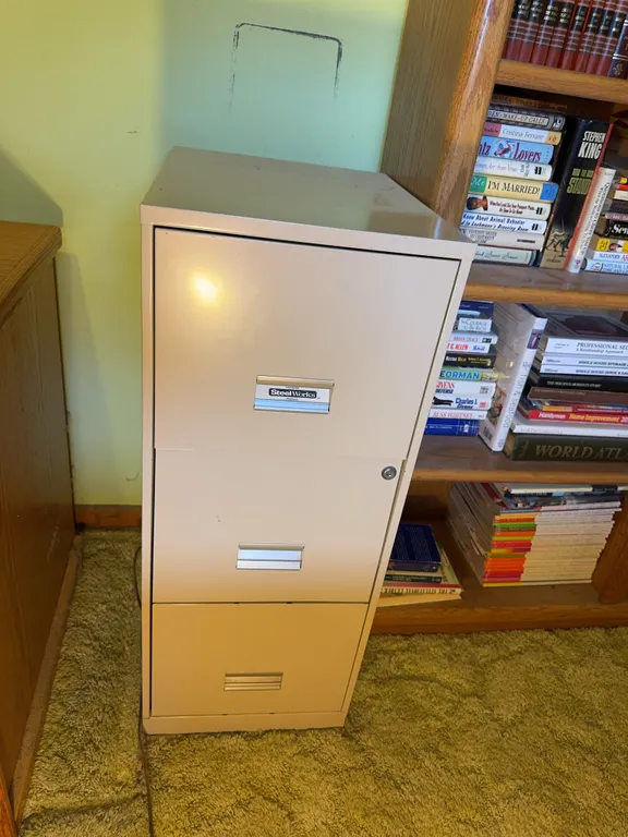 Metal 3-Drawer Filing Cabinet