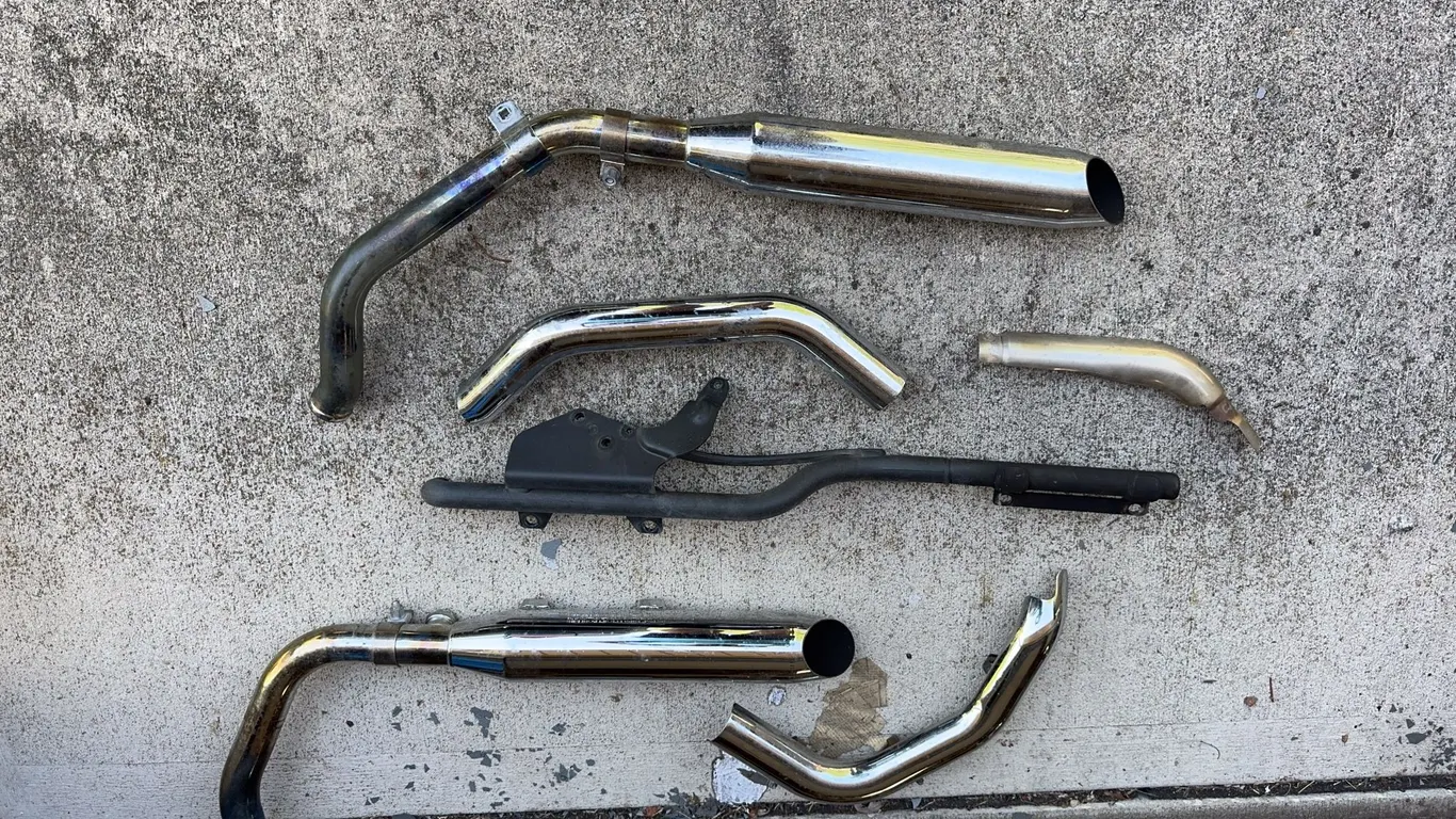 Harley Davidson Exhaust Pipes & Mufflers