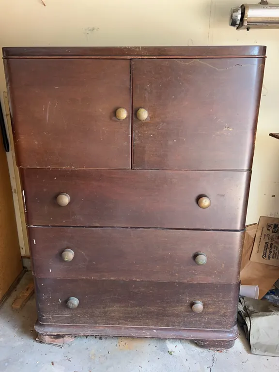 VTG Dresser