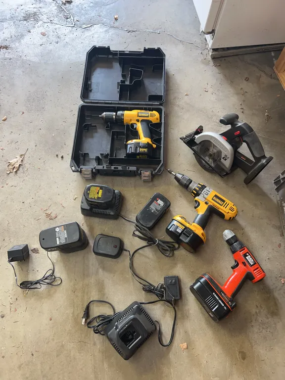 Dewalt & Black & Decker 18V Tools