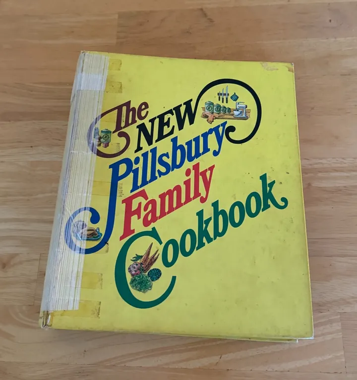Vintage “The New Pillsbury Family Cookbook” — Ring-Bound Cookbook