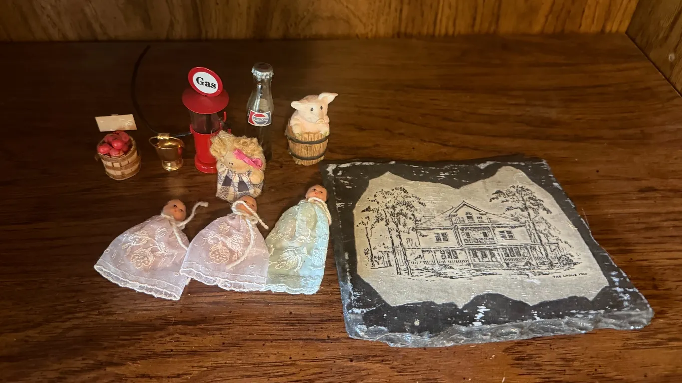 Vintage Mixed Collectibles Lot – Miniature Gas Pump, Pepsi Bottle, Dolls, Figurines & Lodge Sign