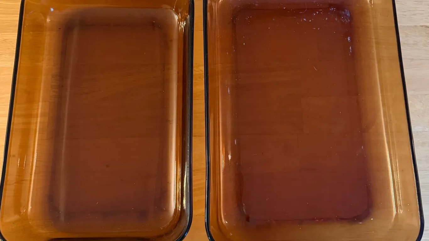 Vintage Amber Glass Baking Dishes – Set of 2