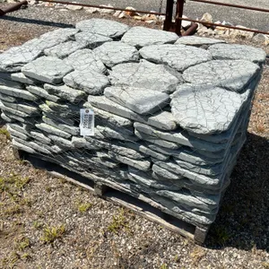 PALLET OF PENNSYLVANIA BLUE STONE PAVERS