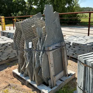 PALLET OF PENNSYLVANIA BLUE STONE PAVERS