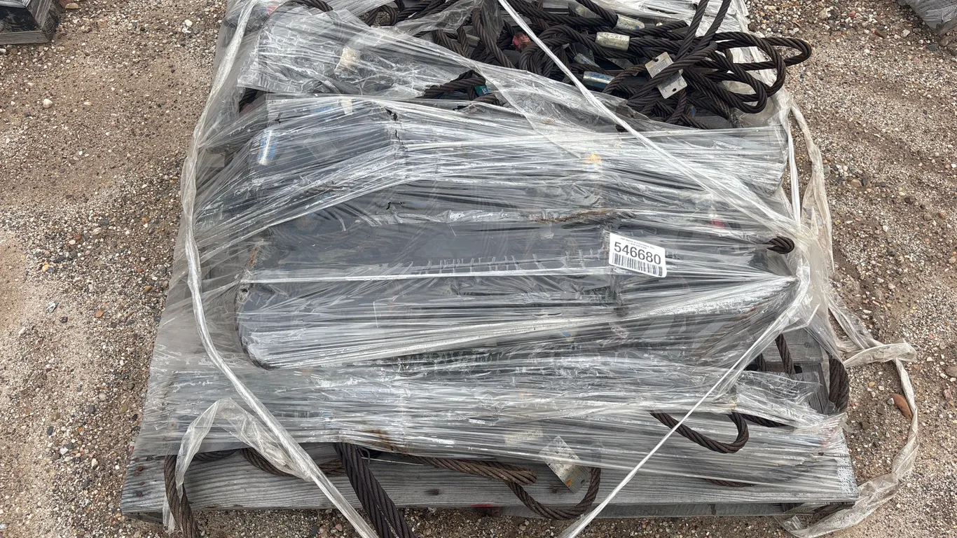 4 PALLETS OF STEEL SLINGS