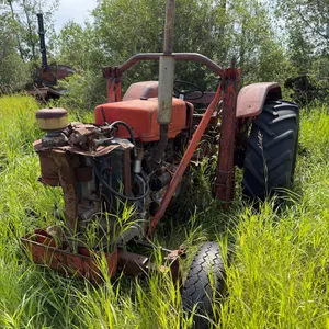 Massey 2wd Tractor w/ Loader