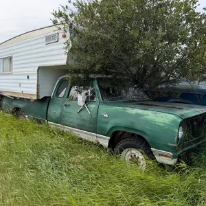 Dodge Extended Cab Truck w/ Camper