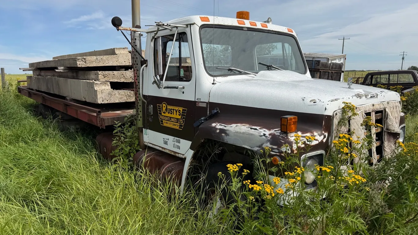 International Deck Truck