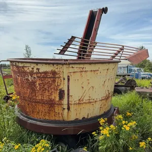 Sperry New Holland Tub Grinder