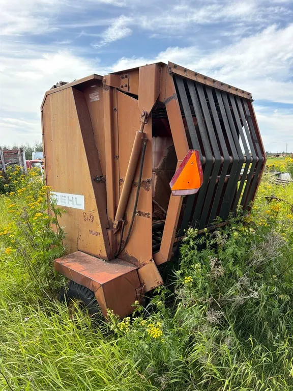 Gehl 1500 Belt Round Baler