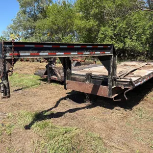 8ft x 24ft Gooseneck Flatbed Trailer