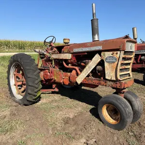 Farmall 560 Tractor