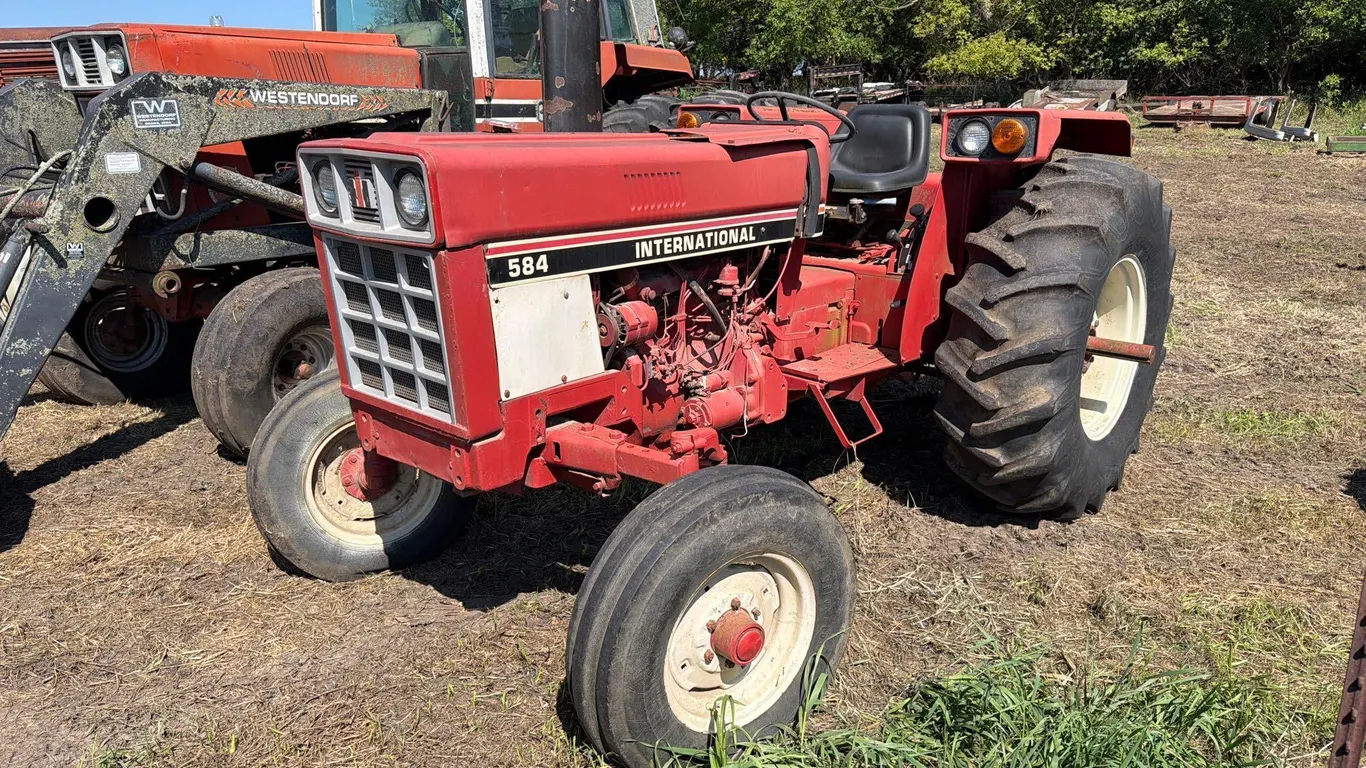 International 584 Tractor