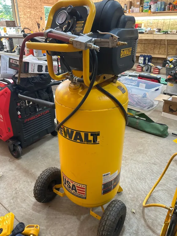 DeWalt 27 Gallon Portable Air Compressor