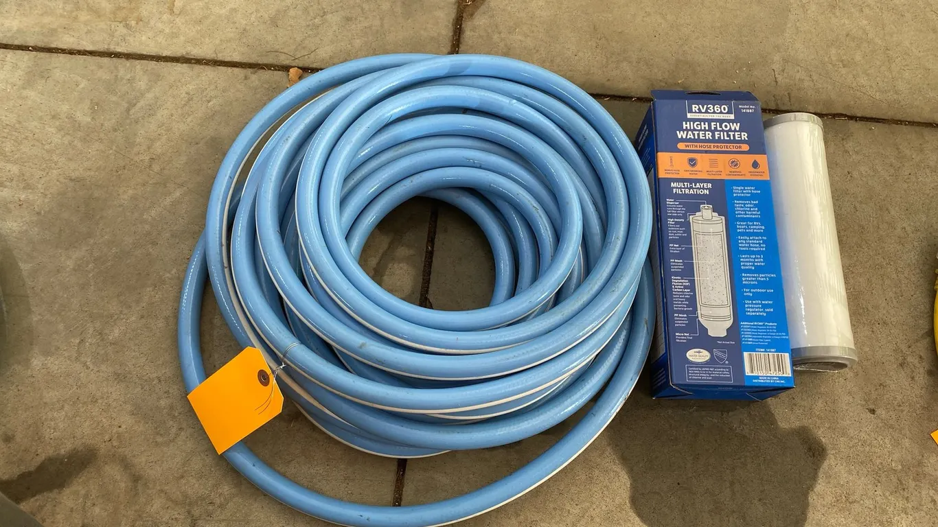 RV360 High Flow Water Filter with Hose Protector