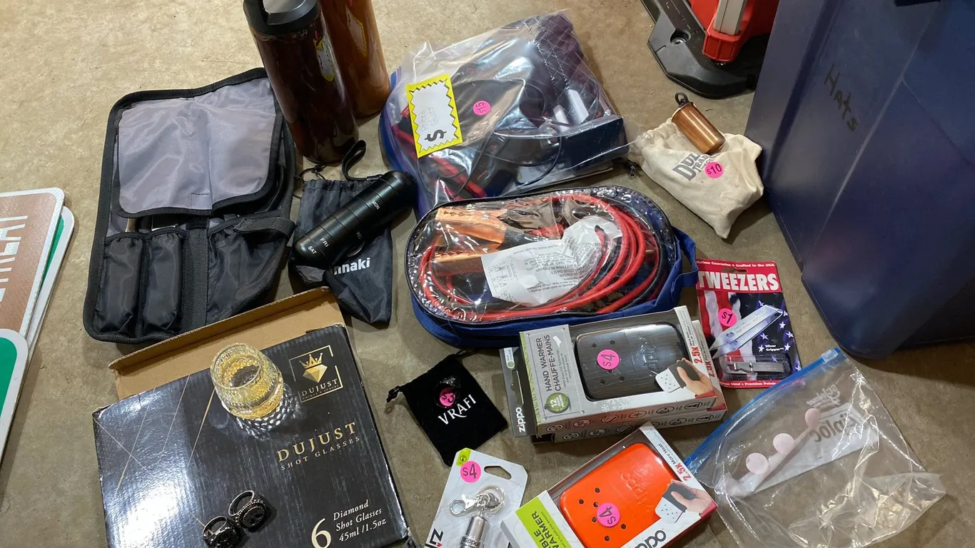 Mixed Lot of Consumer Goods and Accessories