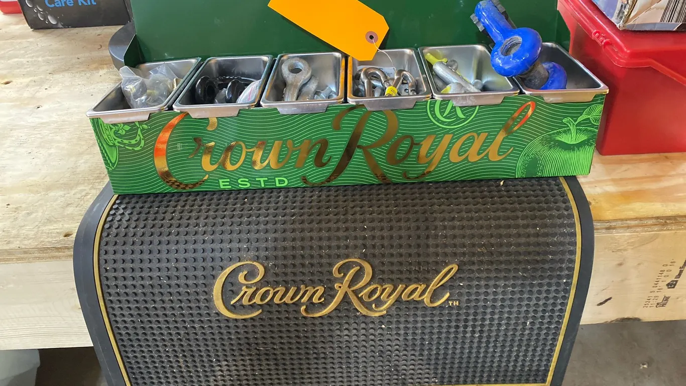 Crown Royal Bar Caddy & Spill Mats
