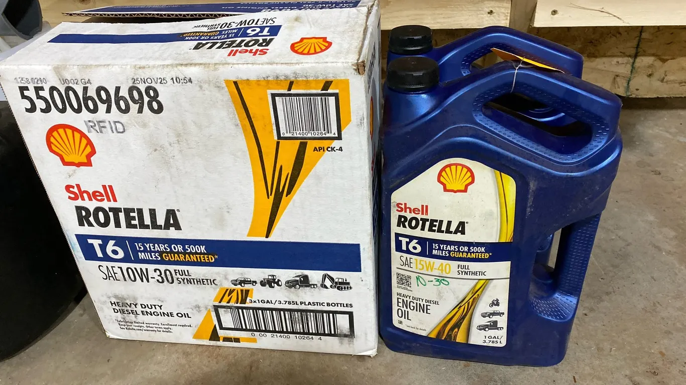 Shell Rotella T6 Full Synthetic Diesel Engine Oil Jugs