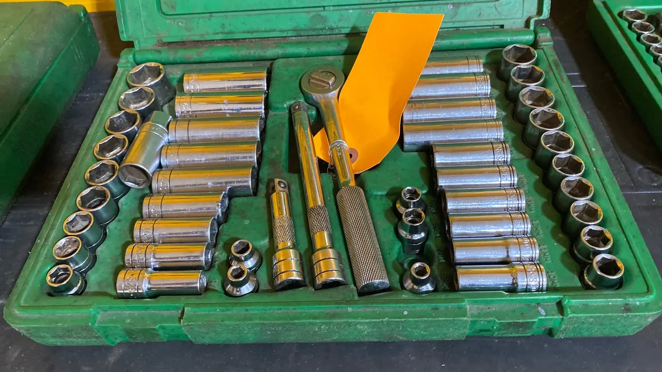 S-K 3/8" Drive Socket Set in Green Molded Case