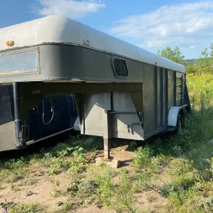 Gooseneck Livestock Trailer (Has WI Title)