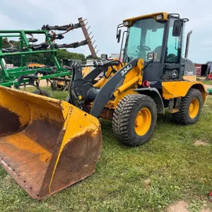 John Deere 324J Payloader - Prairie Farm WI