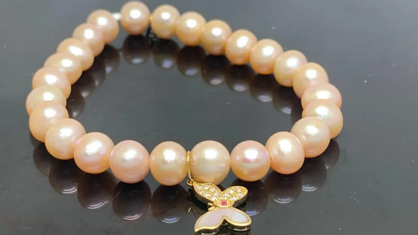 Sydney Evan 14K Yellow Gold Butterfly Charm Pearl Bracelet