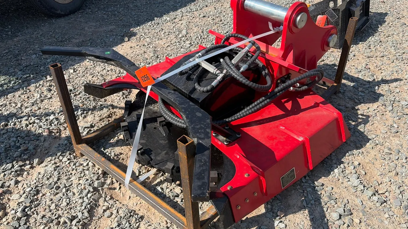 Approx. 48" Unused Future EDM320 Excavator Disc Mulcher Attachment