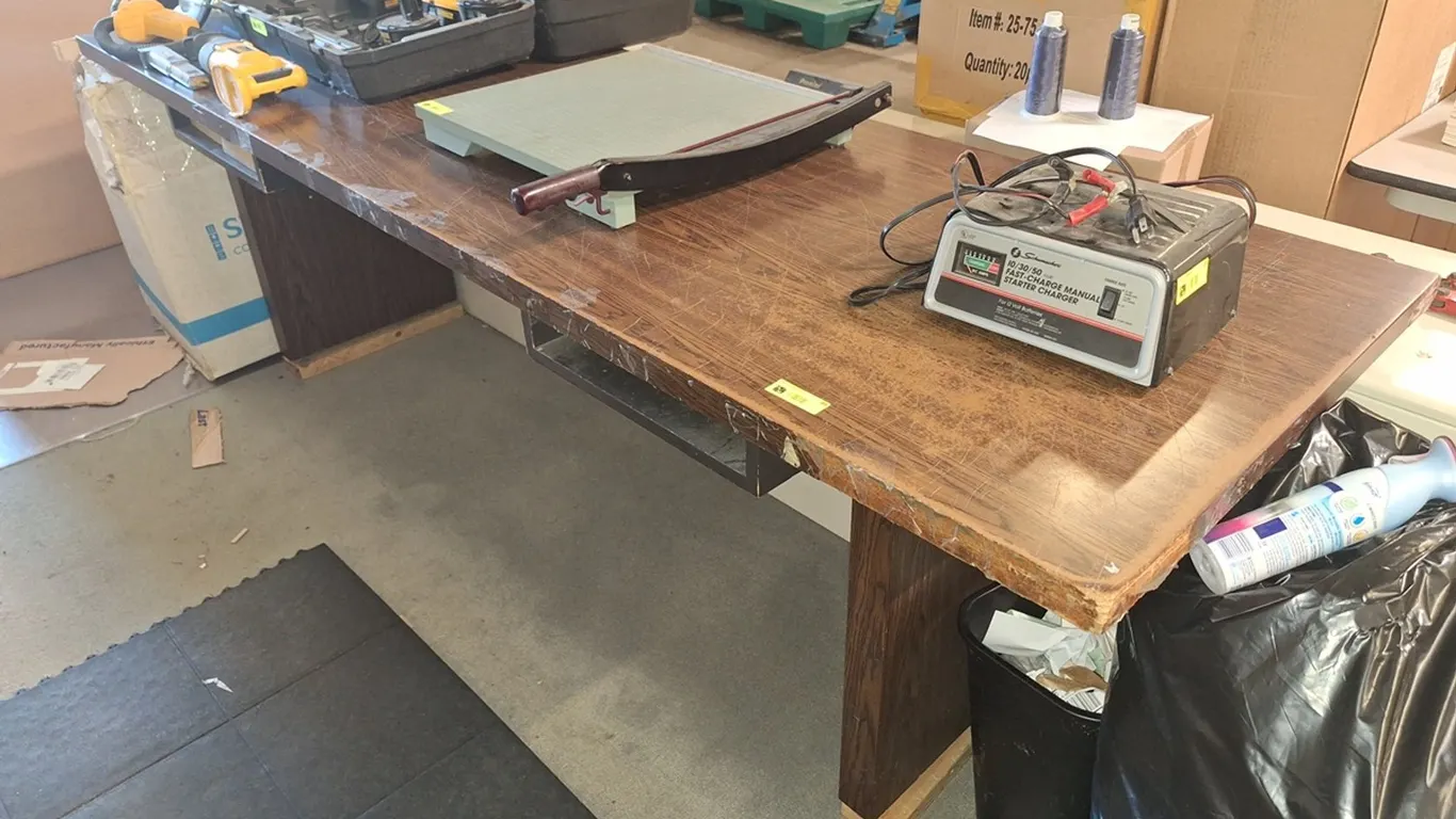 Wood Table, 96"x30"x31"