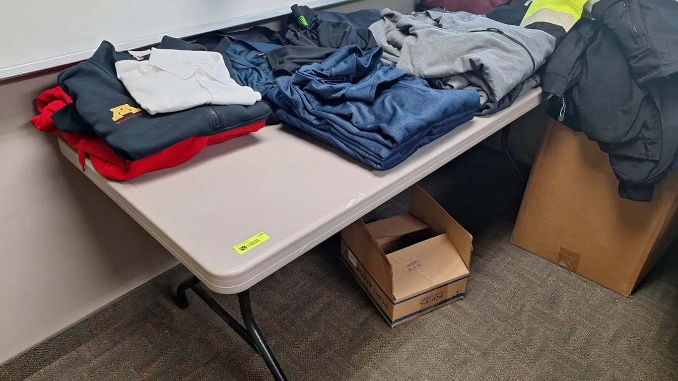 Lifetime Folding Table, 72"x30"x29"