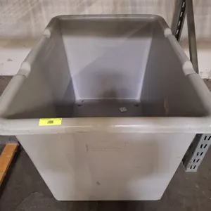 Poly Cart, 30"x42"x33"