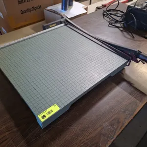 Premier Paper Cutter, 18"