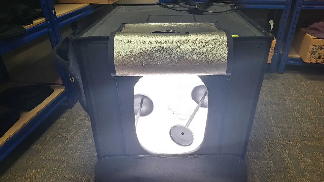 Newer Photo Shroud Light Box