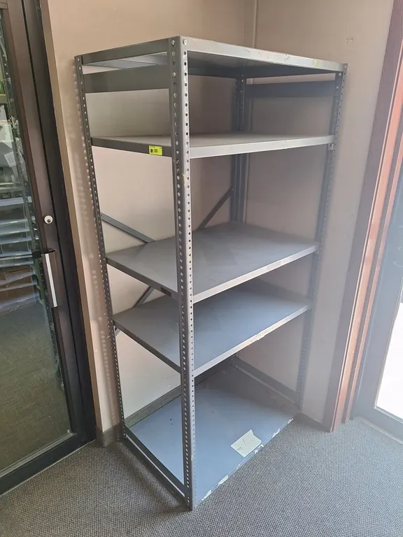 2 Metal Shelves