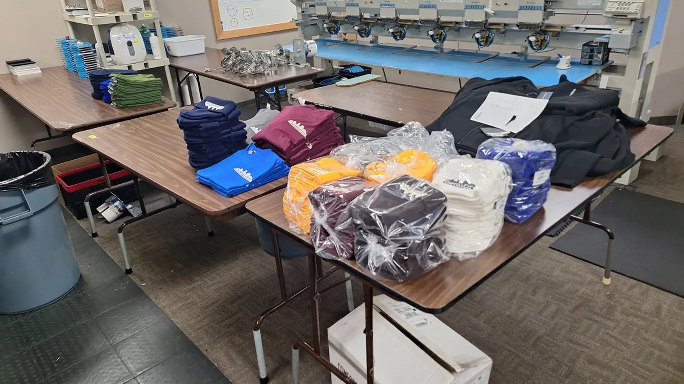 5 Folding Tables, 72"x30"x36"