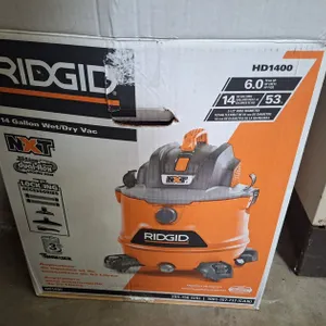 Ridgid 6HP/14 Gallon Shop Vac on Wheels with Accessories