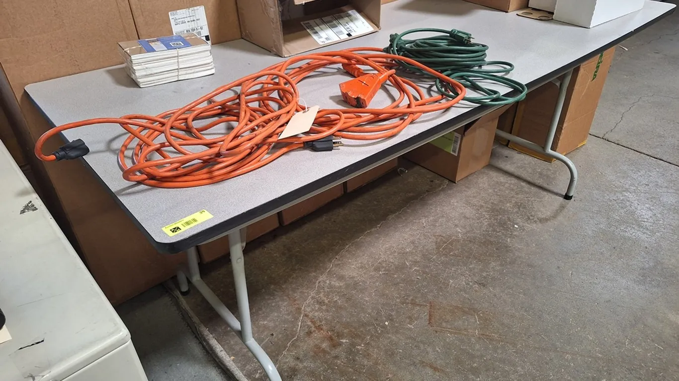 Folding Table, 72"x30"x29"