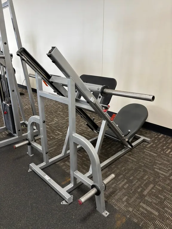Star Trac Flex Fitness Angled Leg Press