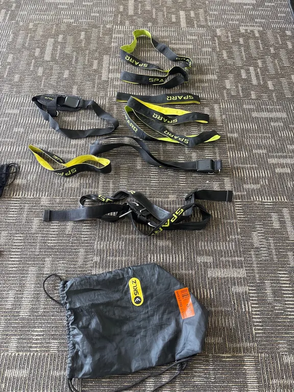 SKLZ Drawstring Bag With (6) SPARQ Loops, (2) Belts with Clips, and ((2) Straps With Clips
