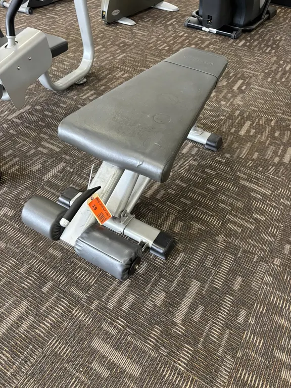Star Trac Adjustable Exercise Bench AB Crunch or Decline Utility